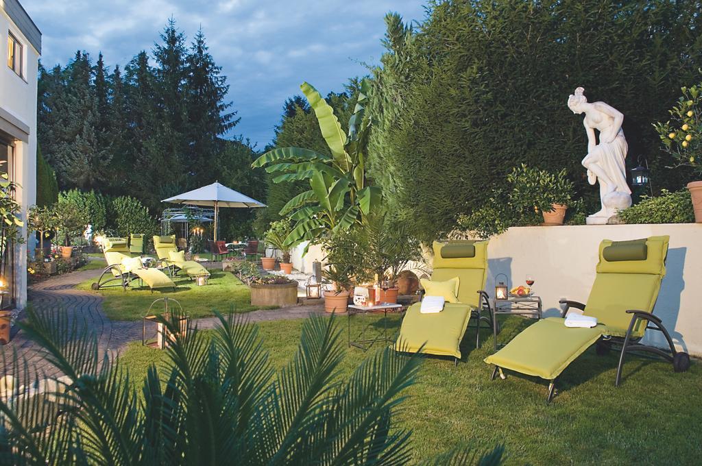 Hotel Ambiente บัดเบลลิงเงน ภายนอก รูปภาพ